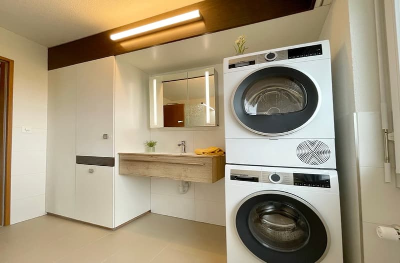 ruhige, 116m² 3.5 Zr. Wohnung inkl. Doppelgarage und Abstellplatz (10)