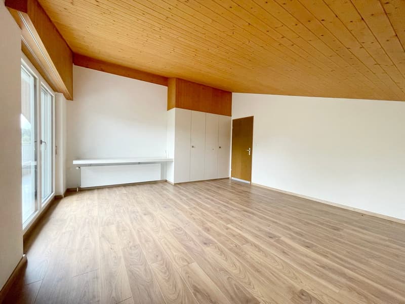 ruhige, 116m² 3.5 Zr. Wohnung inkl. Doppelgarage und Abstellplatz (8)