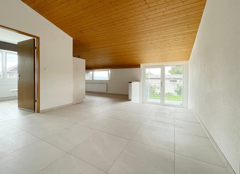 ruhige, 116m² 3.5 Zr. Wohnung inkl. Doppelgarage und Abstellplatz (9)