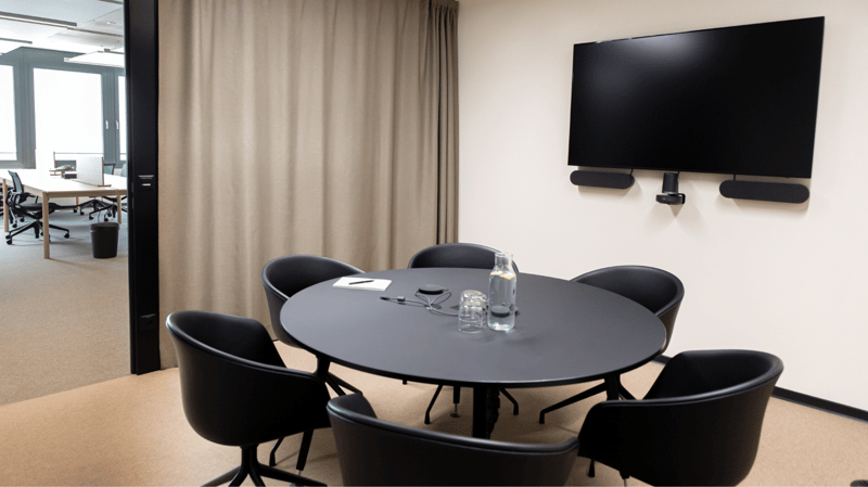 Single office (fully furnished including office management services) (9)