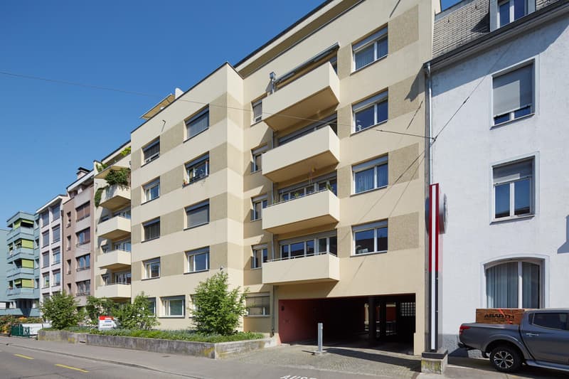 Grosszügige 4.5-Zimmer-Wohnung im Gundeldinger Quartier, in der Nähe vom Bahnhof SBB (1)