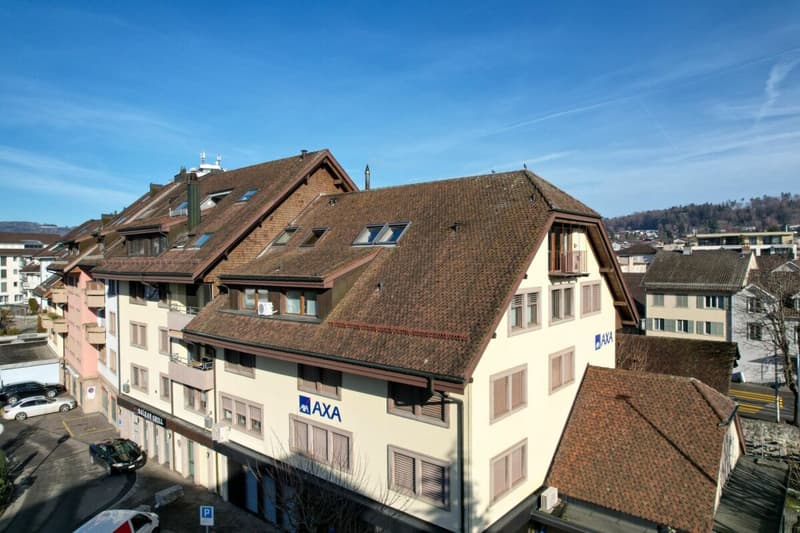 Menziken - Zentral gelegene Wohnung mit viel Charme und Potenzial zur individuellen Gestaltung (8)