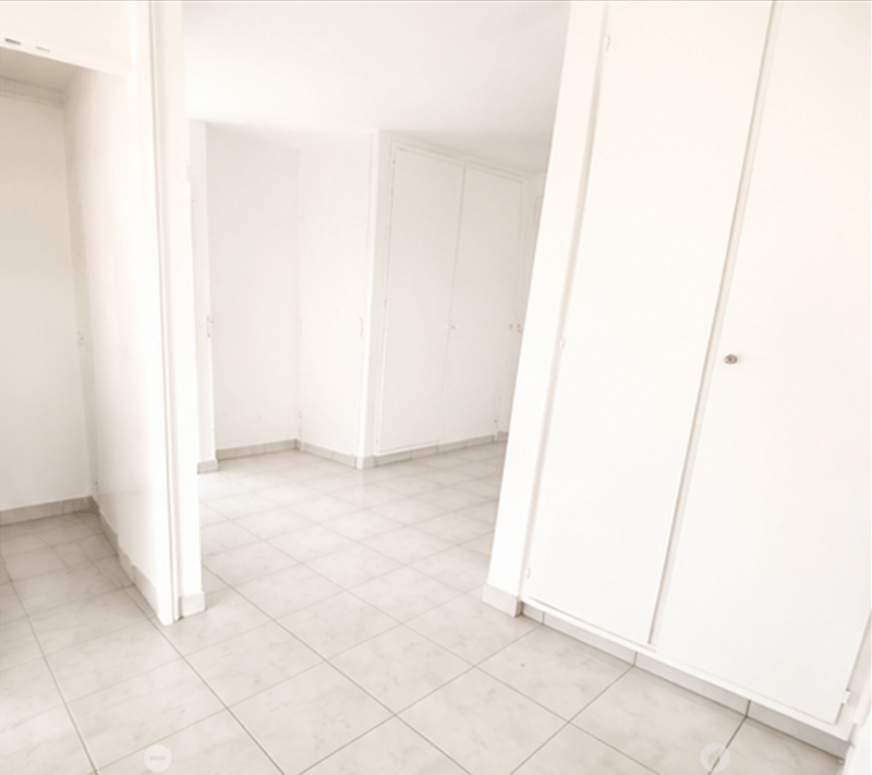 Angheneme 2.0 Zimmer Wohnung (5)