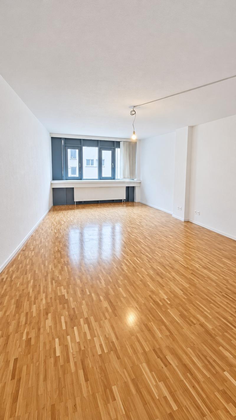 Helle Wohnung mit Parkett und praktischer Raumaufteilung (3)