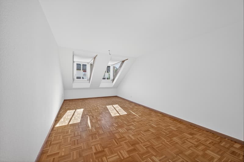 Esszimmer / Zimmer