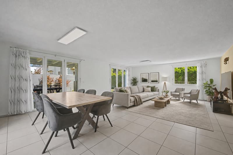 Wohn- und Esszimmer (Staging)