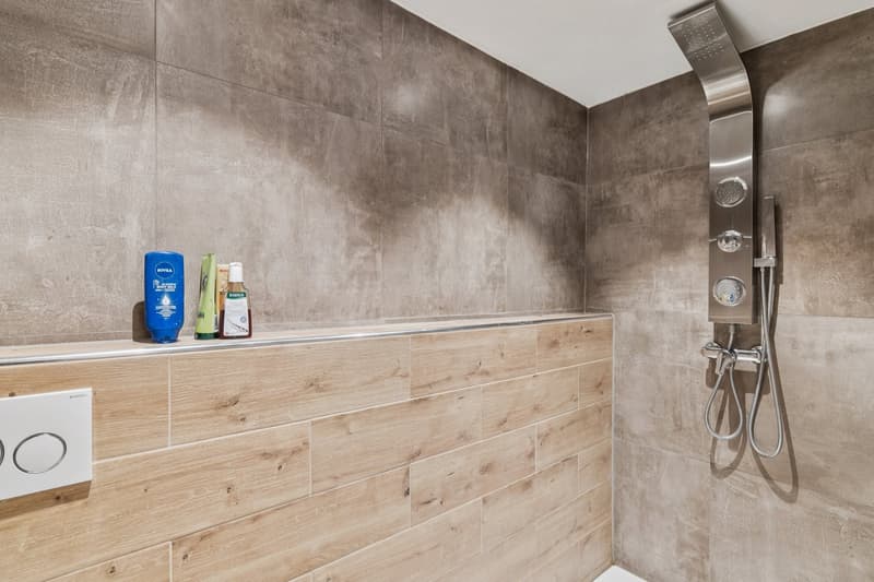 Dusche