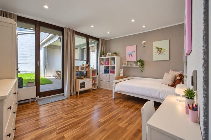 Schlafzimmer 1