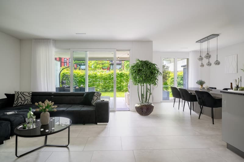 Modernes Wohnen mit Privatsphäre – stilvolle Gartenwohnung in Minergie‑Bauweise (2)