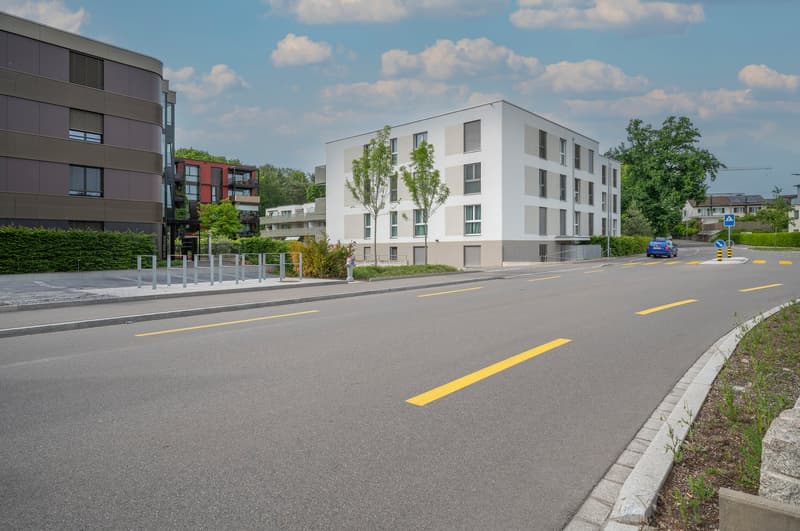 Modernes Wohnen mit Privatsphäre – stilvolle Gartenwohnung in Minergie‑Bauweise (11)