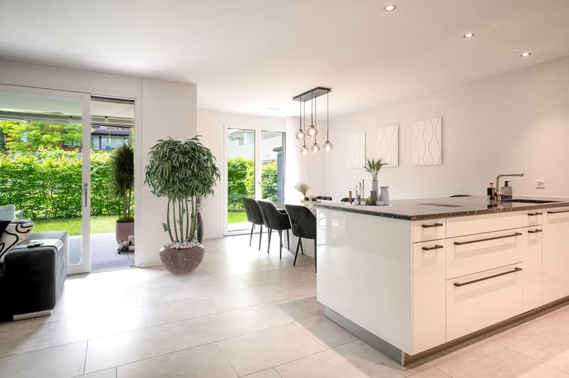 Modernes Wohnen mit Privatsphäre – stilvolle Gartenwohnung in Minergie‑Bauweise (4)