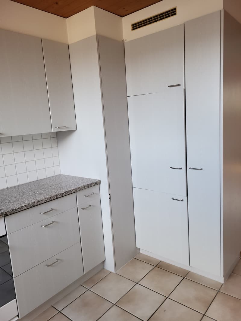 Helle 3.5-Zimmer-Wohnung in ruhiger Lage von Zwingen (2)