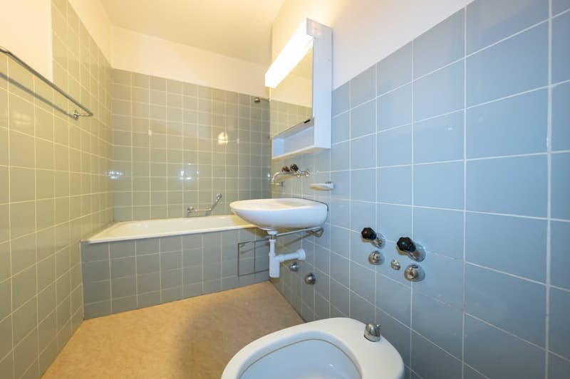 Charmante 3.5-Zimmer-Eigentumswohnung mit Balkon und Tiefgaragenplatz in Binningen (9)