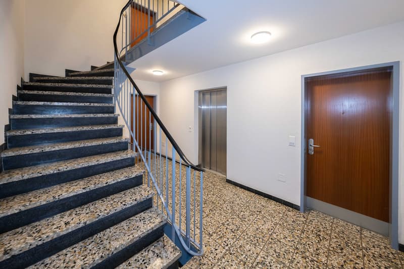 Charmante 3.5-Zimmer-Eigentumswohnung mit Balkon und Tiefgaragenplatz in Binningen (17)