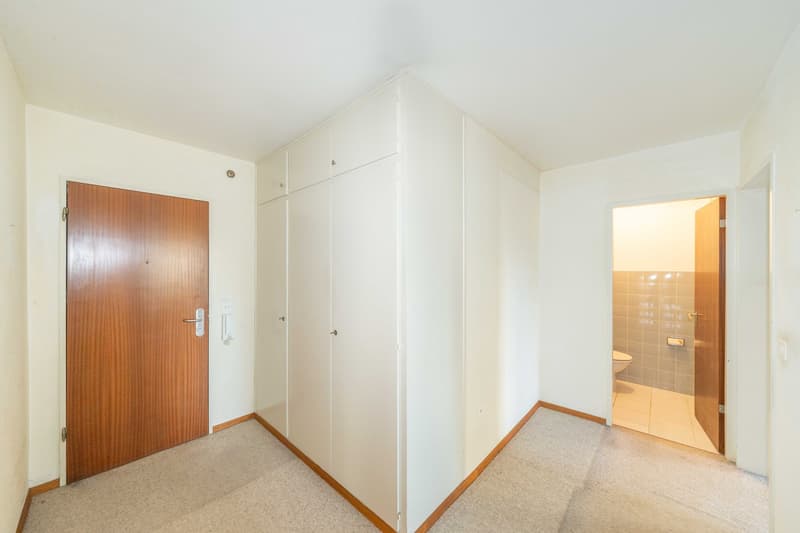 Charmante 3.5-Zimmer-Eigentumswohnung mit Balkon und Tiefgaragenplatz in Binningen (6)