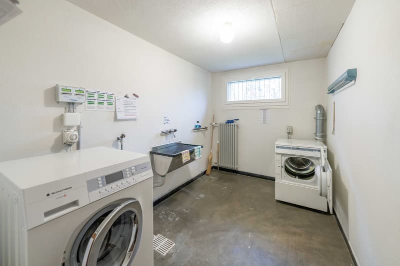 Charmante 3.5-Zimmer-Eigentumswohnung mit Balkon und Tiefgaragenplatz in Binningen (20)