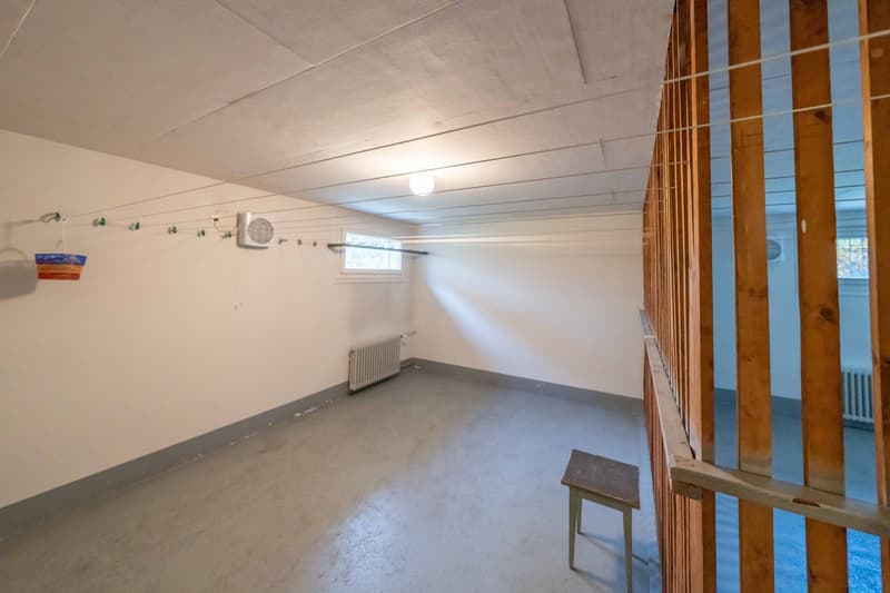Charmante 3.5-Zimmer-Eigentumswohnung mit Balkon und Tiefgaragenplatz in Binningen (21)