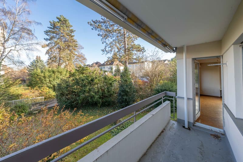 Charmante 3.5-Zimmer-Eigentumswohnung mit Balkon und Tiefgaragenplatz in Binningen (15)