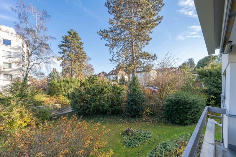 Charmante 3.5-Zimmer-Eigentumswohnung mit Balkon und Tiefgaragenplatz in Binningen (14)