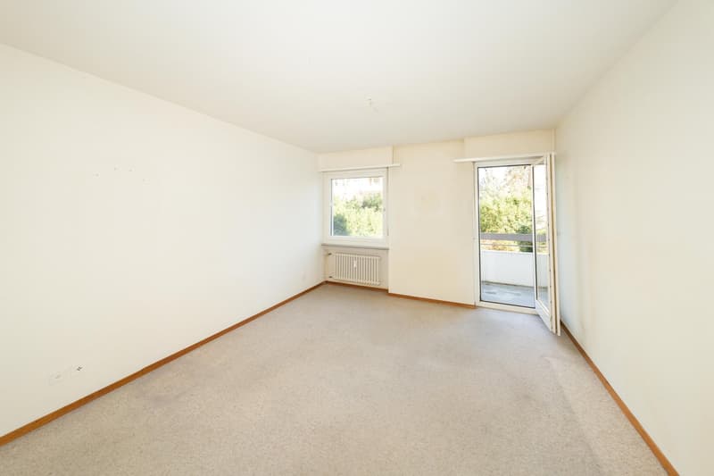Charmante 3.5-Zimmer-Eigentumswohnung mit Balkon und Tiefgaragenplatz in Binningen (8)