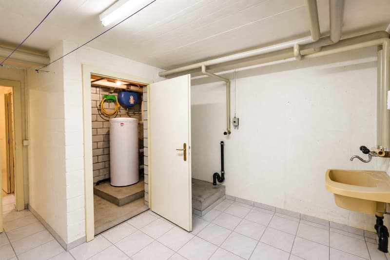 Familienfreundliches Doppeleinfamilienhaus an ruhiger und sonniger Lage in Lausen (22)