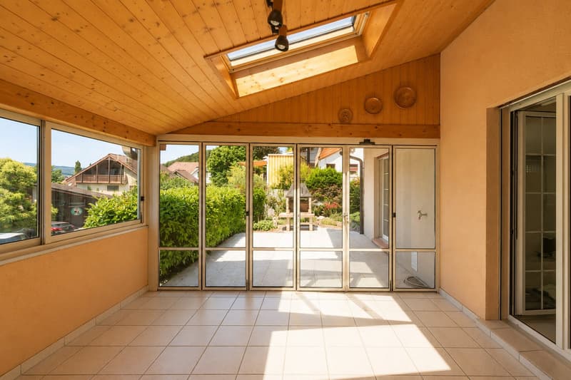 Familienfreundliches Doppeleinfamilienhaus an ruhiger und sonniger Lage in Lausen (7)