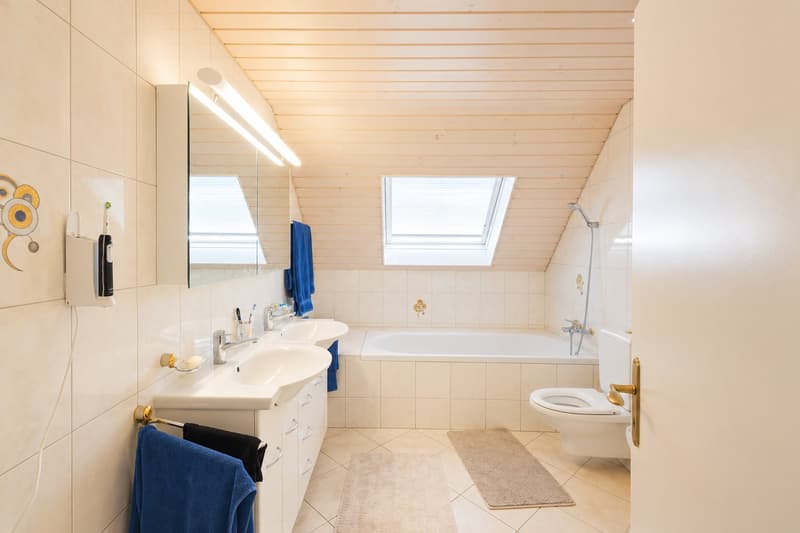 Charmantes 4.5-Zimmer-Einfamilienhaus mit Pool und Bastelraum sowie Garagenbox in Frenkendorf (19)