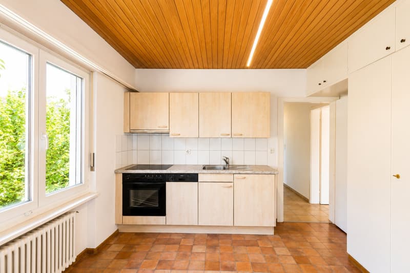 5-Zimmer-Haus mit Garten und vielseitigem Potenzial an begehrter Lage in Binningen (22)