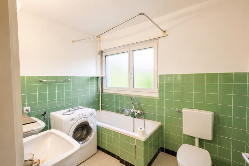 5-Zimmer-Haus mit Garten und vielseitigem Potenzial an begehrter Lage in Binningen (10)