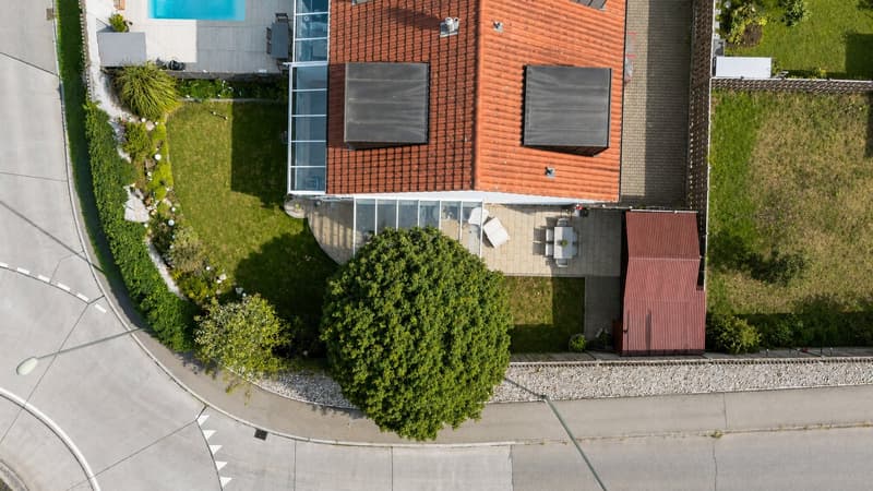 Grosszügiges 5.5-Zimmer-Eck-Einfamilienhaus mit Garten und viel Platz in Pratteln (24)