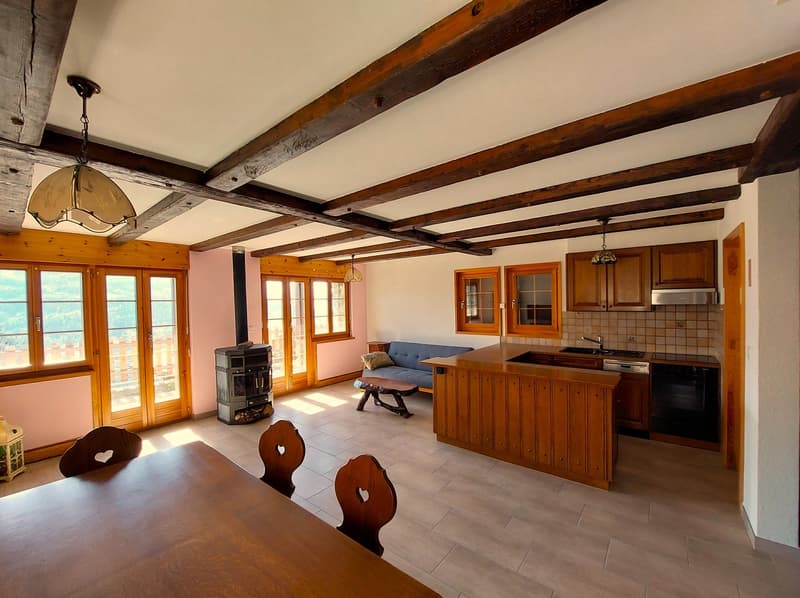Chalet de 5 pièces à Vernamiège au charme authentique avec vue panoramique (5)