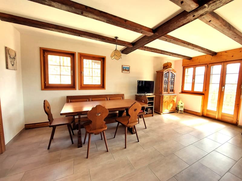 Chalet de 5 pièces à Vernamiège au charme authentique avec vue panoramique (7)