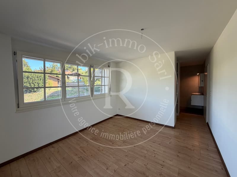 Duplex de charme en seins d'une ferme entièrement rénovée (11)