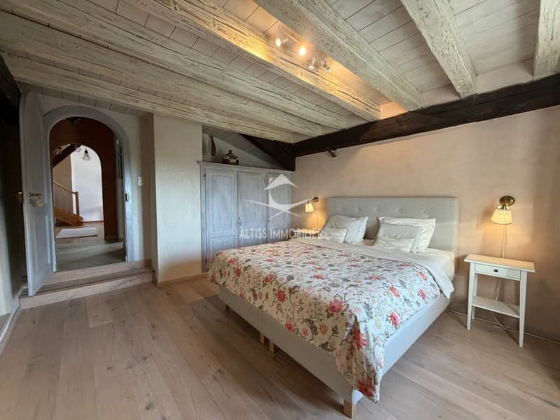 Maison de charme entièrement rénovée (6)