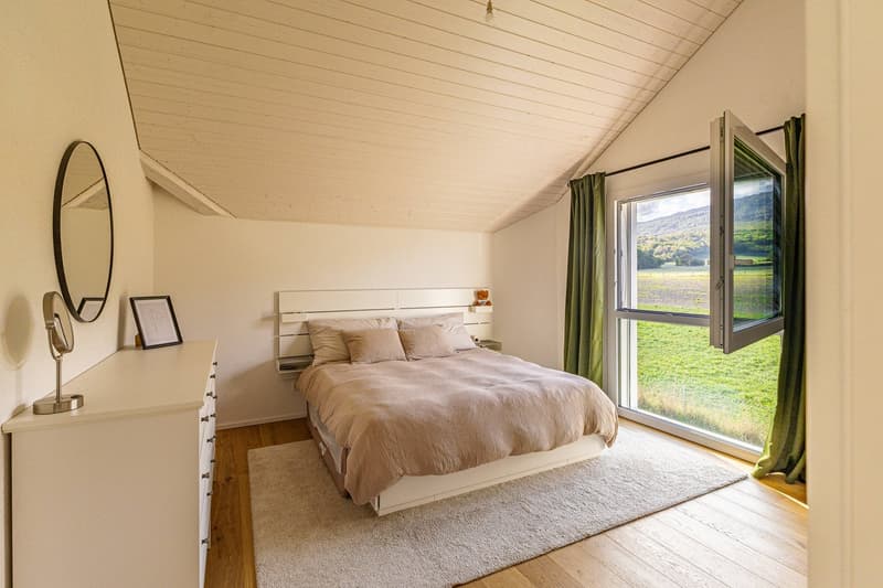 Une maison ouverte sur la nature, à l’abri des regards (17)