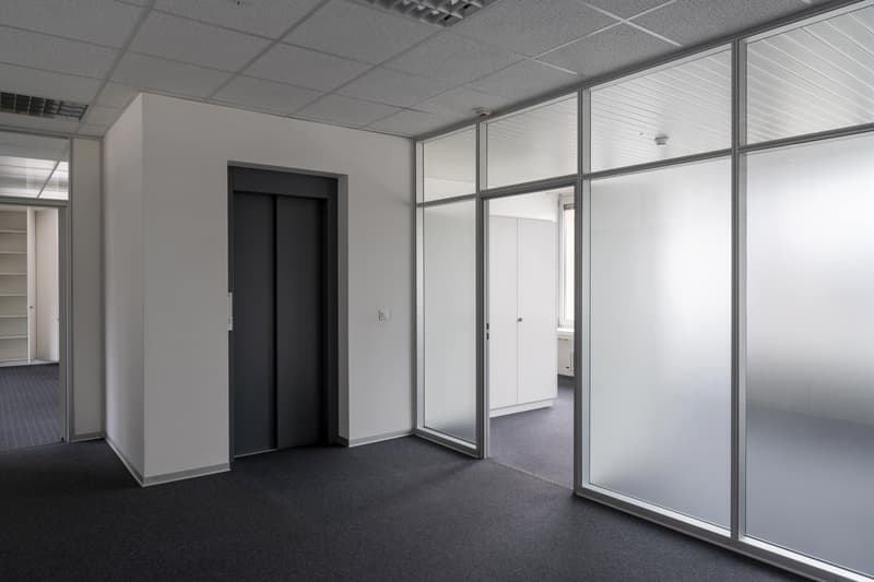 Showroom con spazi per uffici alla stazione di Koblenz (3)