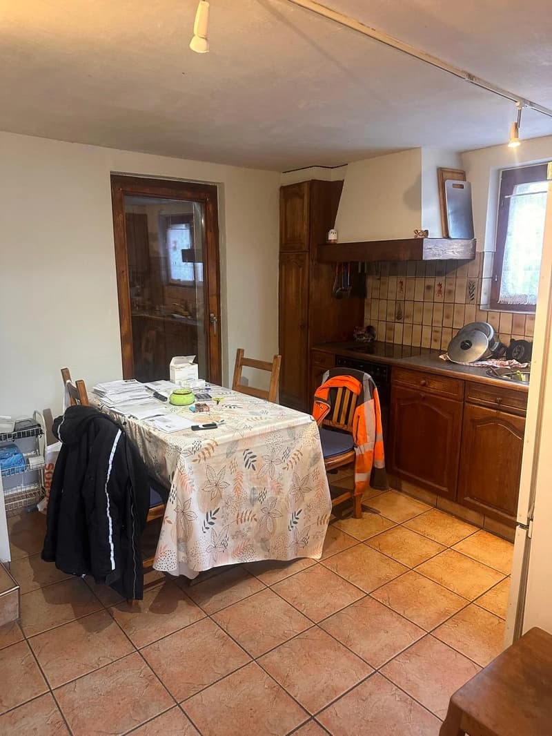 Aproz ? Maison familiale de 4 pièces à rénover, avec jardin et garage double (6)