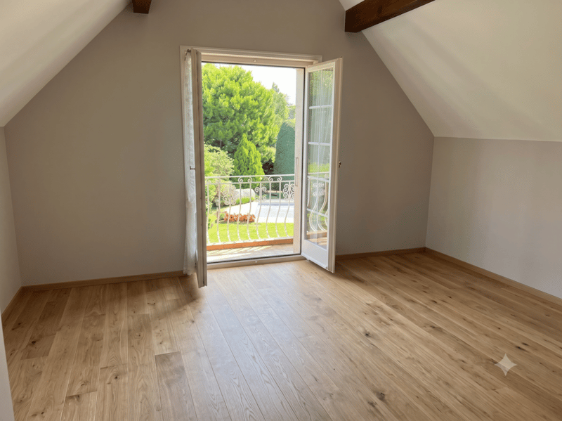Villa individuelle avec piscine à Vufflens-le-Château : Superbe potentiel de rénovation (14)