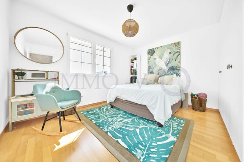 SPACIEUX DUPLEX AVEC TERRASSE ET BALCON (12)