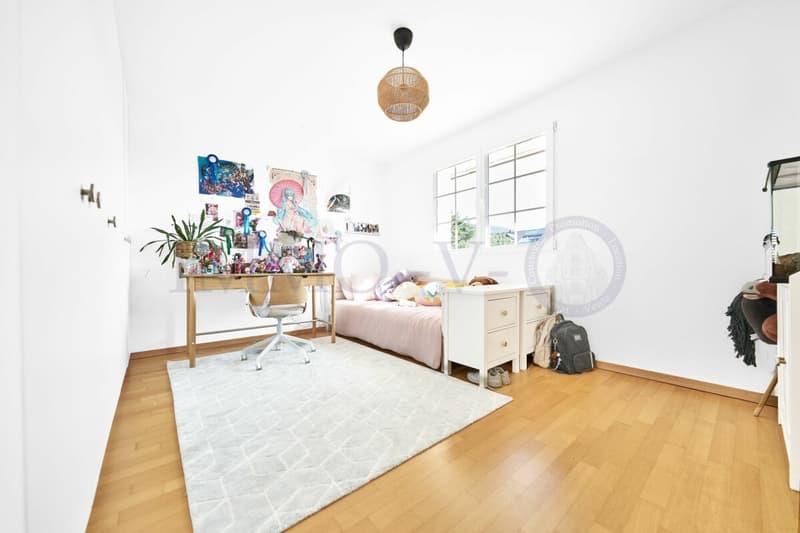 SPACIEUX DUPLEX AVEC TERRASSE ET BALCON (10)