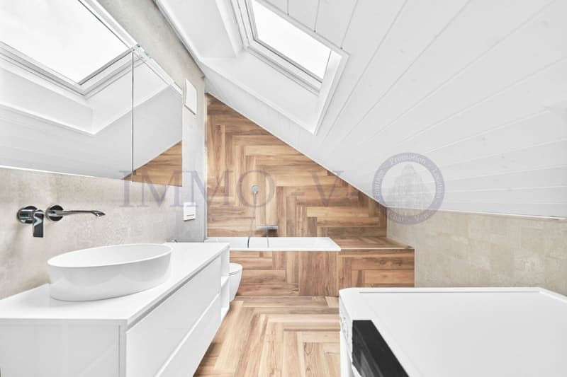DUPLEX DE HAUT STANDING AVEC BALCON-TERRASSE (11)