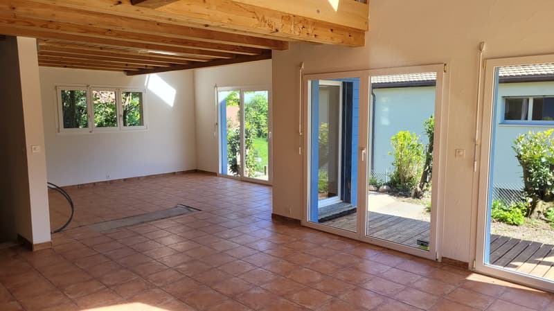 Villa 150 m² à Giez — vue Jura, calme et plein de potentiel (8)