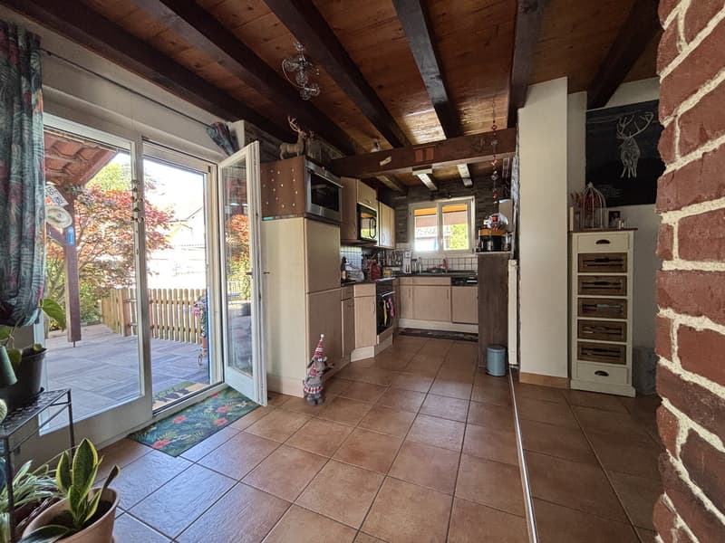 Rare : 2 maisons avec solaire + pompe à chaleur · piscine · 5 min Yverdon (7)