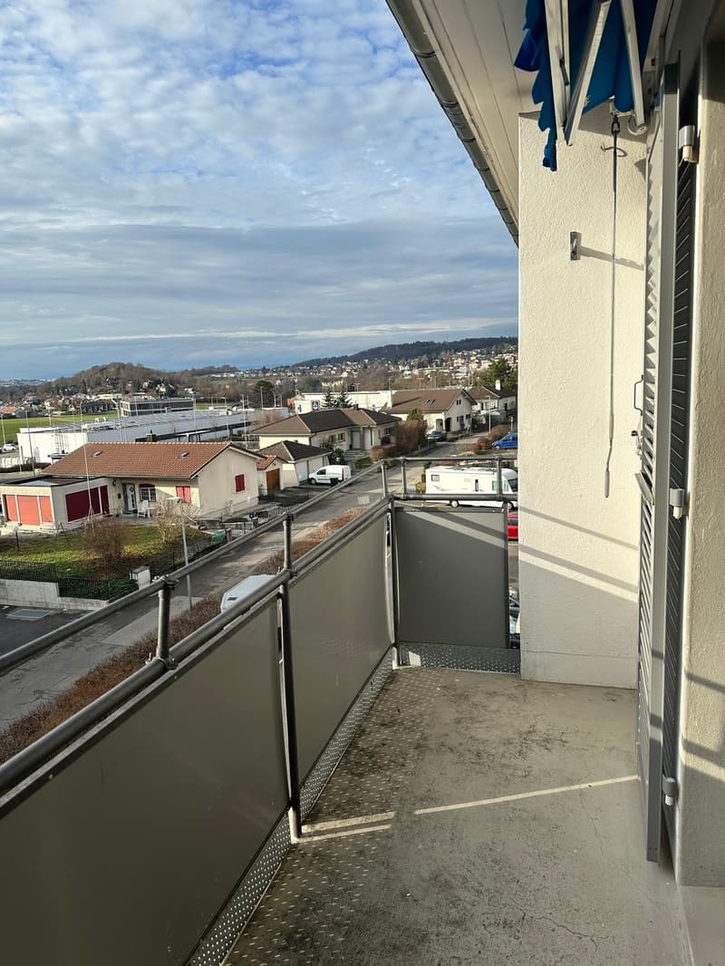 Au centre de Marly, 4,5 pces de 96,5 m2, place de parc extérieure (2)