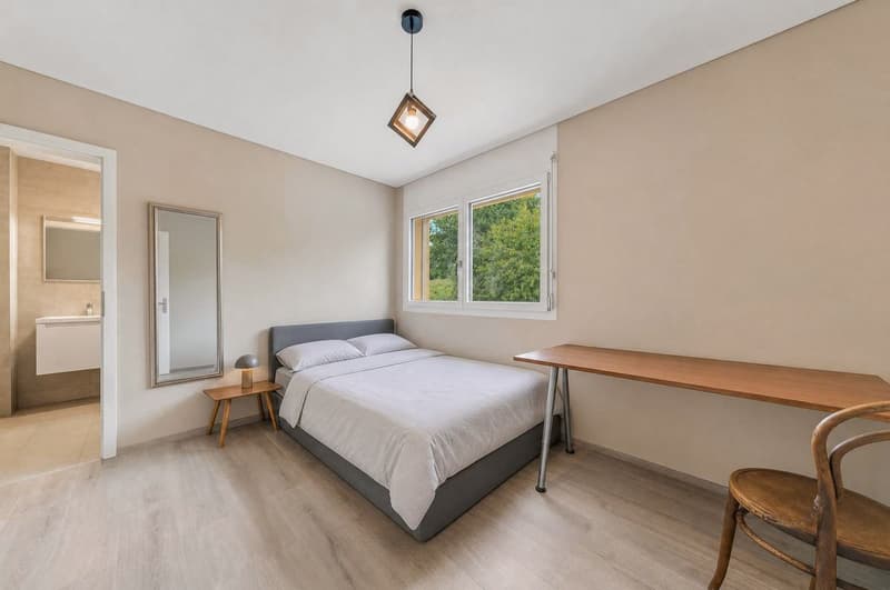 Villa familiale récente avec piscine chauffée et vue dégagée (10)