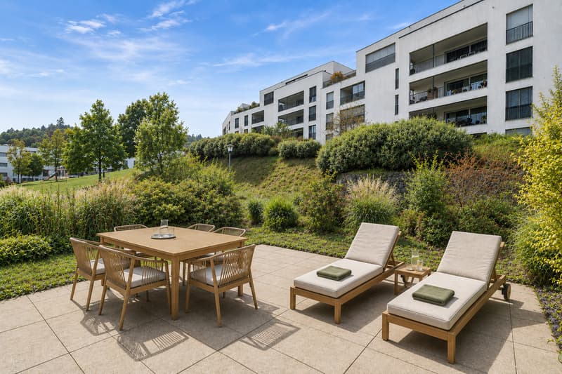 Gartenwohnung mit Wintergarten und grosser Terrasse (2)