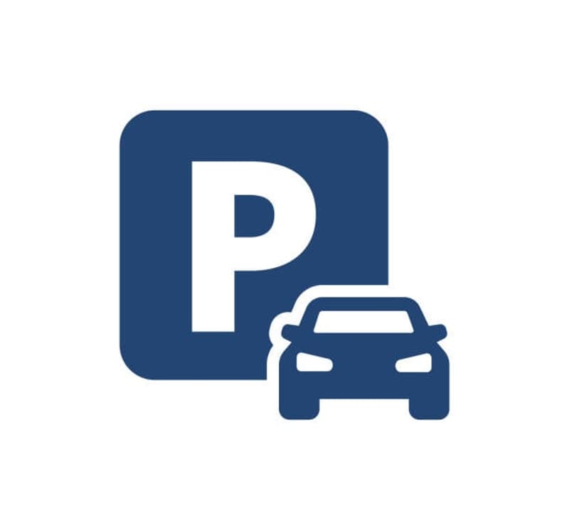 Parking spaces in a central location (1)