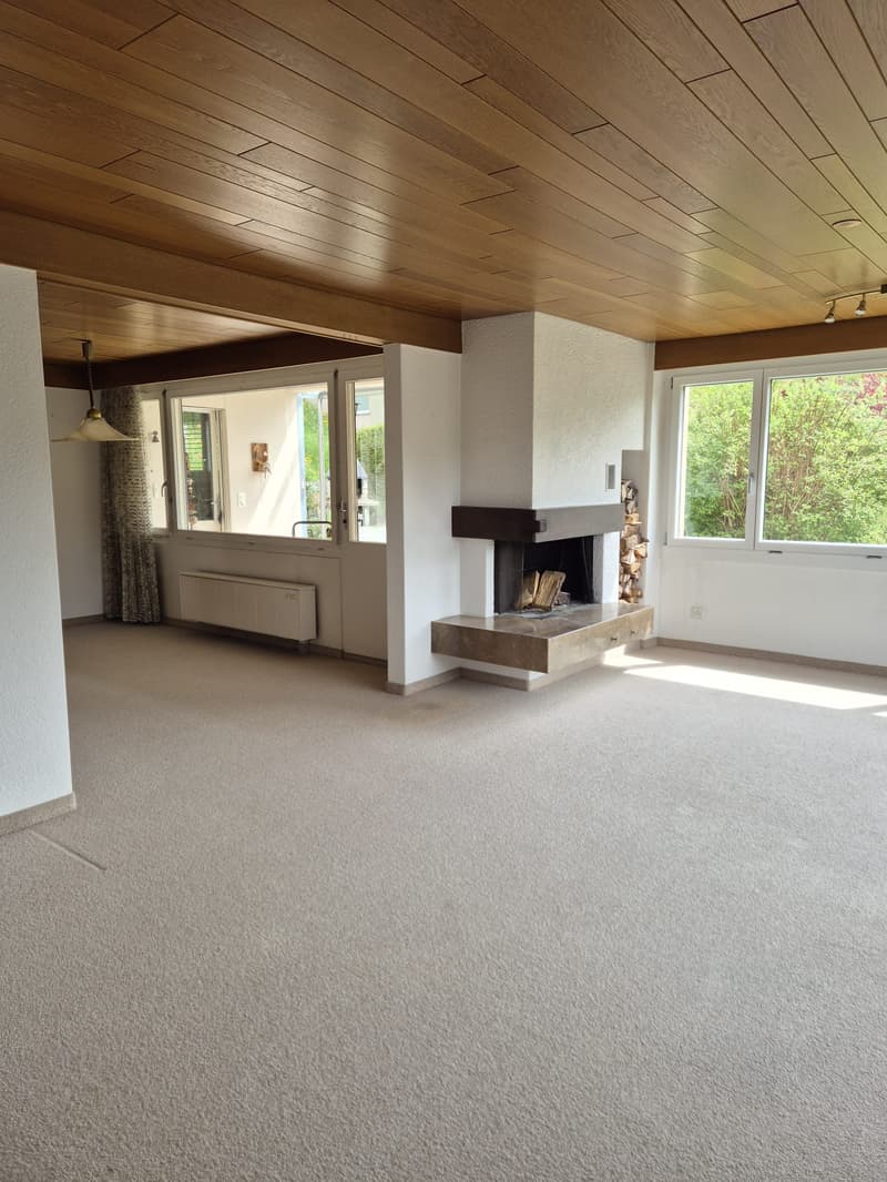 Charmant maison de famille 5.5 pièces avec jardin spacieux à Lichtensteig (9)