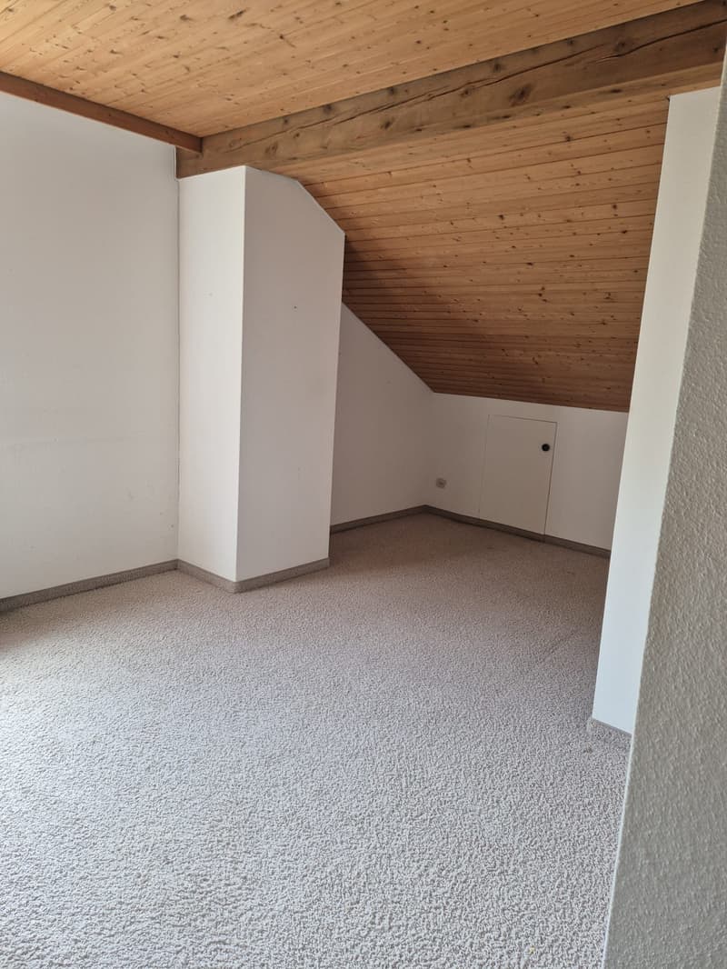 Charmant maison de famille 5.5 pièces avec jardin spacieux à Lichtensteig (14)