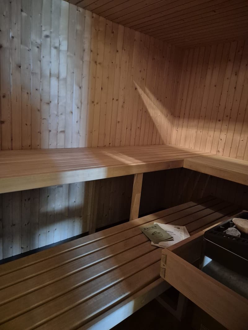 Charmant maison de famille 5.5 pièces avec jardin spacieux à Lichtensteig (18)